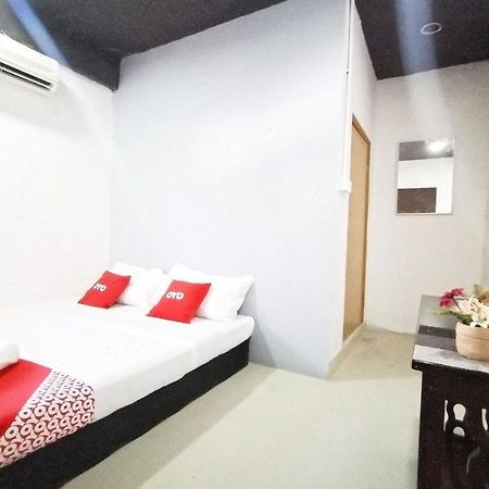 Hotel Oyo 89398 Doorbellz Kota Kinabalu Zewnętrze zdjęcie