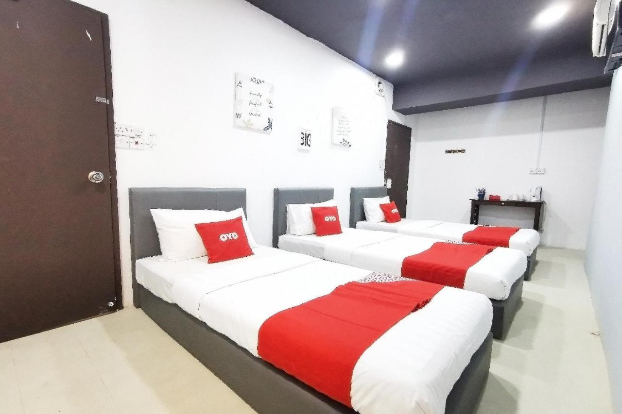 Hotel Oyo 89398 Doorbellz Kota Kinabalu Zewnętrze zdjęcie