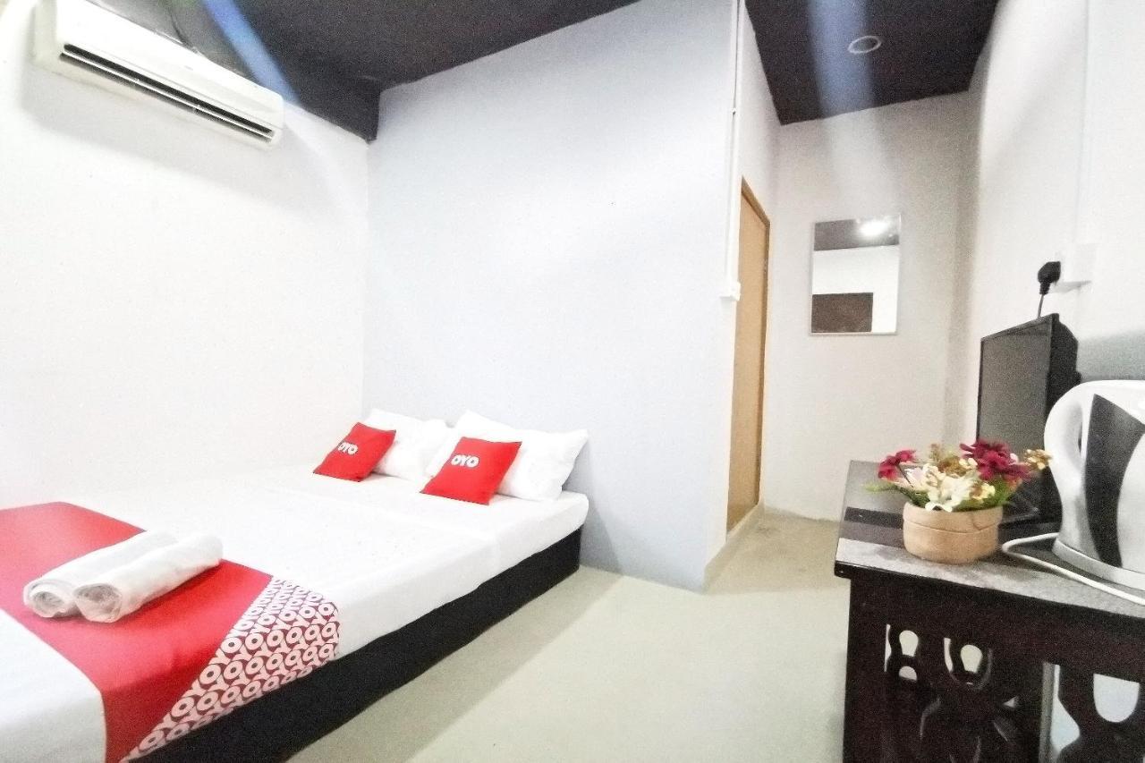 Hotel Oyo 89398 Doorbellz Kota Kinabalu Zewnętrze zdjęcie