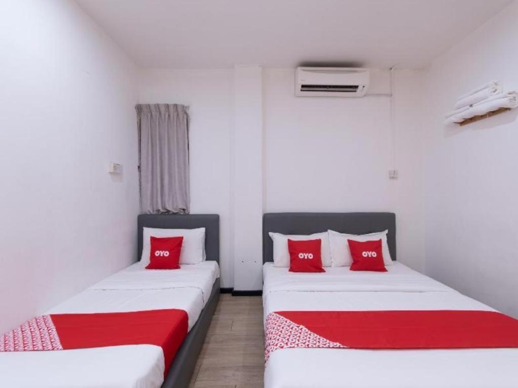 Hotel Oyo 89398 Doorbellz Kota Kinabalu Zewnętrze zdjęcie