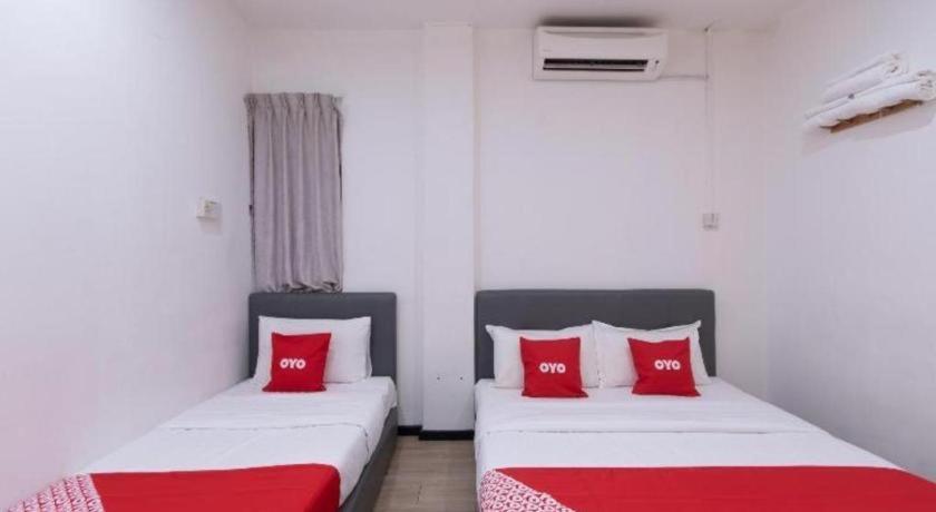Hotel Oyo 89398 Doorbellz Kota Kinabalu Zewnętrze zdjęcie