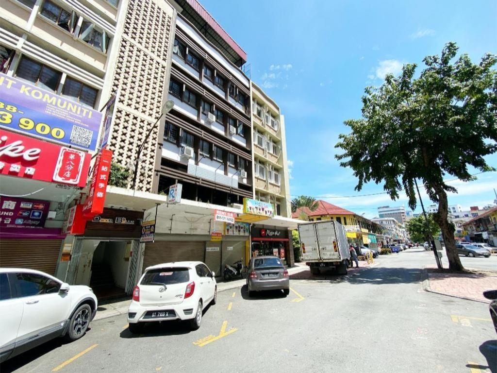 Hotel Oyo 89398 Doorbellz Kota Kinabalu Zewnętrze zdjęcie
